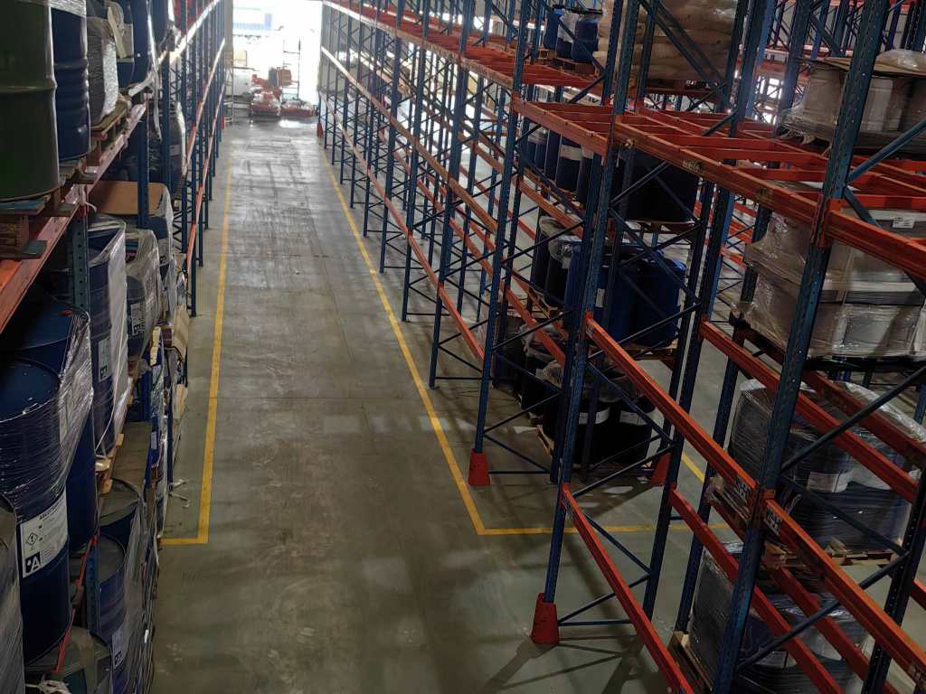 上海倉儲外包服務(上海倉儲服務開始上班了)